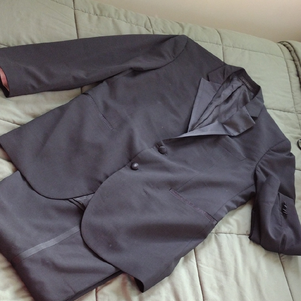 Hugo Boss Black Classic Suit Timeless Elegance